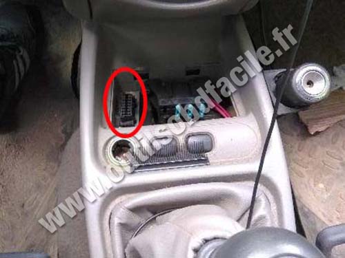 Vaz Kalina - OBD port